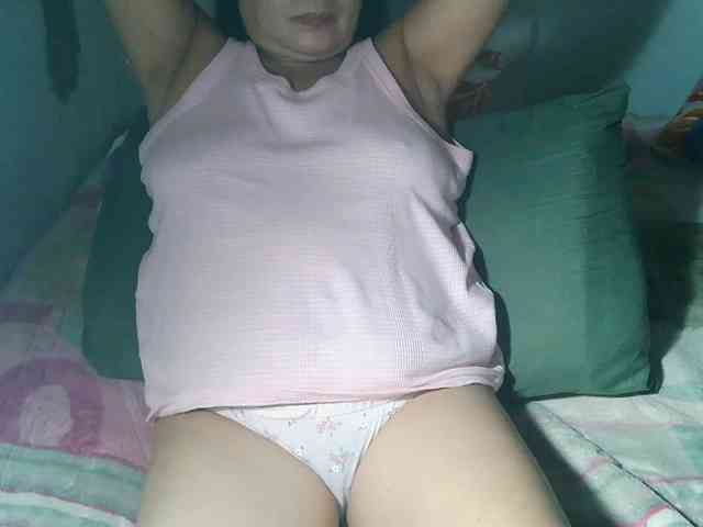 HotMama50 Live Webcam on BongaCams