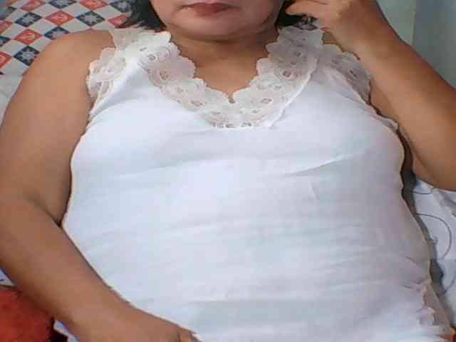 HotMama50 webcam