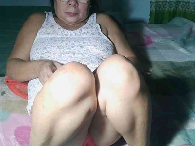 HotMama50 webcam