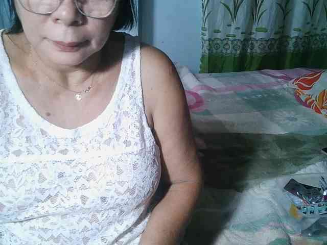 HotMama50 webcam