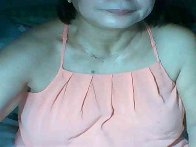 HotMama50 webcam