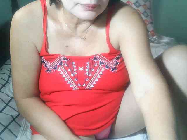 HotMama50 webcam
