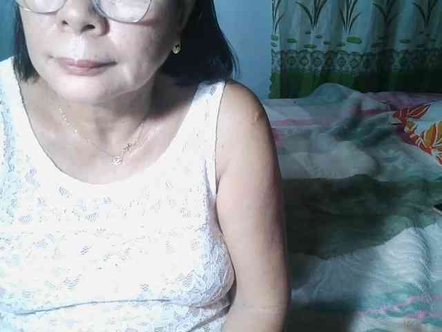 HotMama50 webcam
