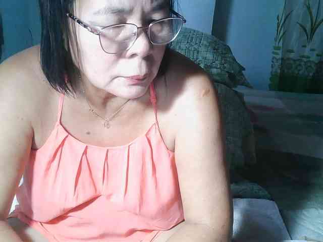 HotMama50 webcam