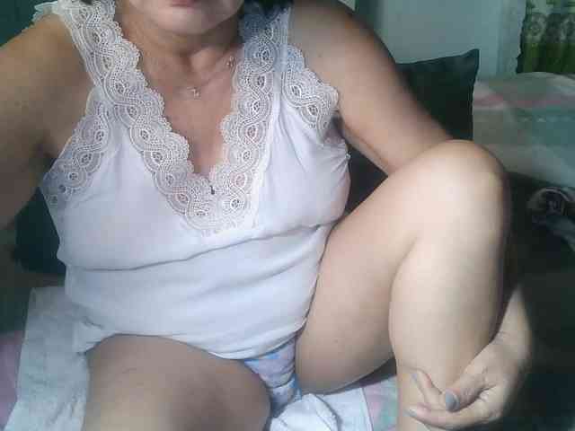 HotMama50 webcam