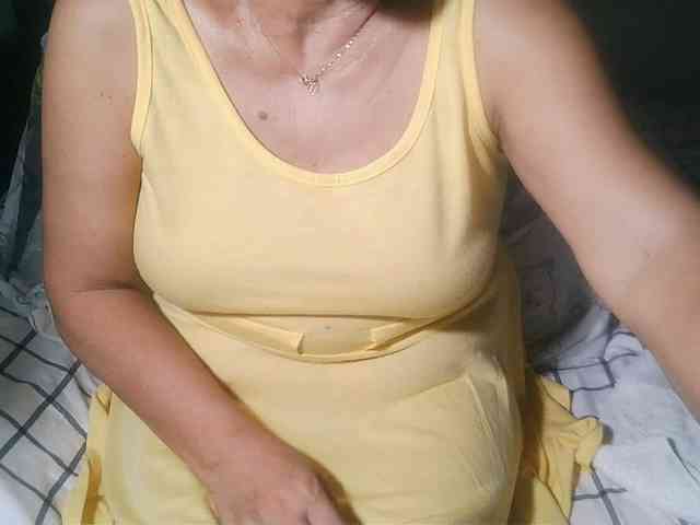 HotMama50 webcam