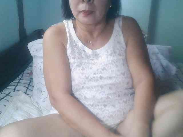HotMama50 webcam