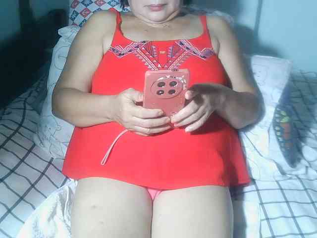 HotMama50 webcam