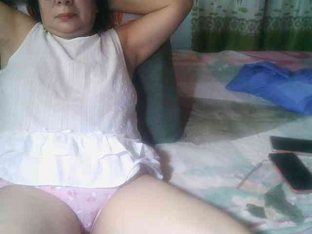 HotMama50 webcam