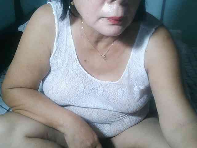 HotMama50 webcam