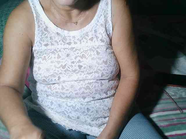 HotMama50 webcam