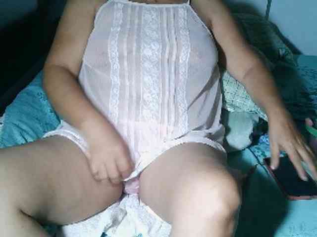 HotMama50 webcam
