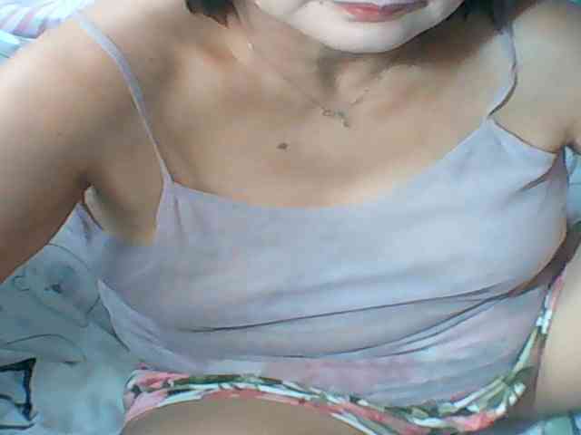 HotMama50 webcam