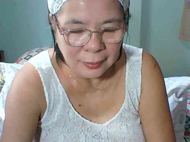HotMama50 webcam