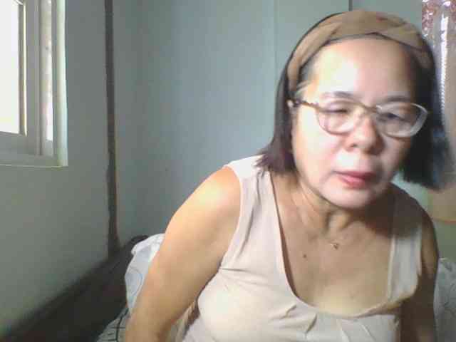 HotMama50