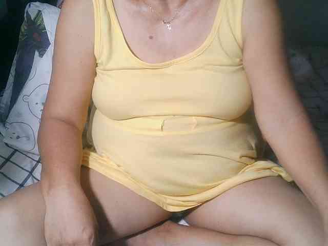 HotMama50 webcam