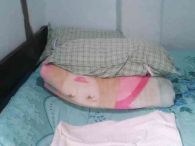 HotMama50 webcam
