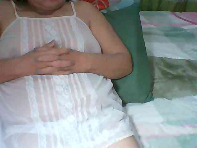 HotMama50 webcam