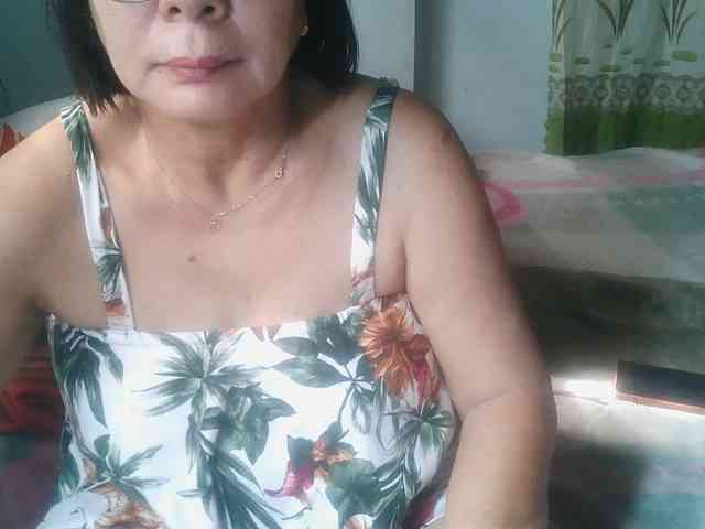HotMama50 webcam