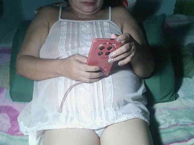 HotMama50 webcam