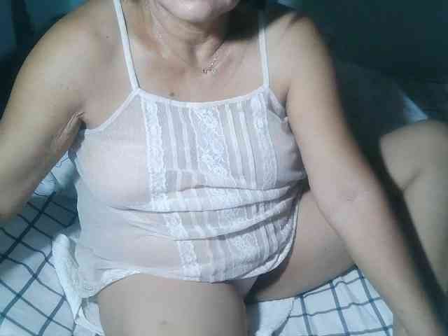 HotMama50 webcam