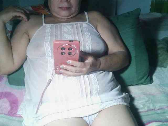 HotMama50 webcam