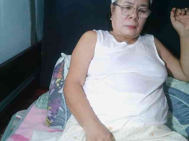 HotMama50 webcam