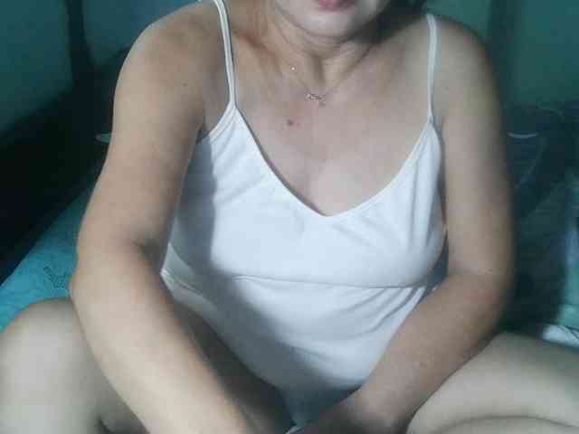 HotMama50 webcam