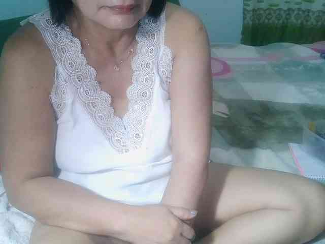 HotMama50 webcam