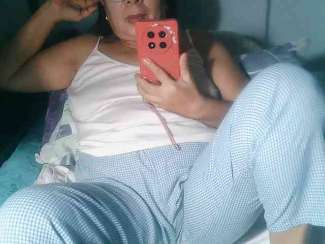 Model: HotMama50