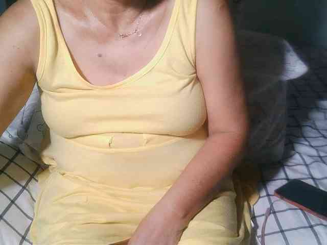 HotMama50 webcam