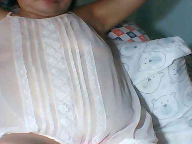 HotMama50 webcam