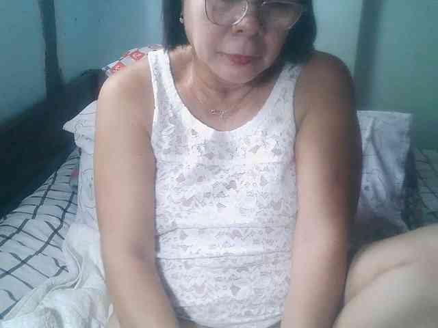 HotMama50 webcam