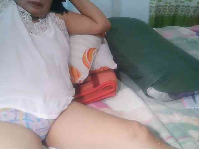 HotMama50 webcam