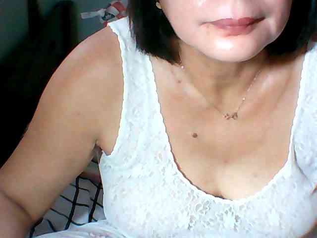 HotMama50 webcam