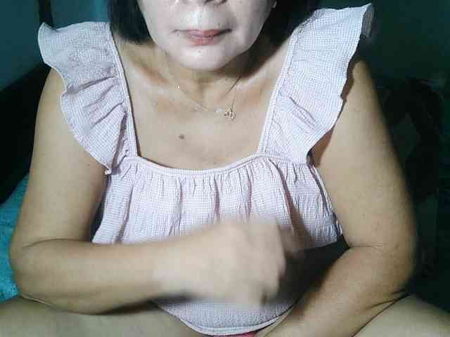 HotMama50 webcam