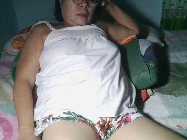 HotMama50 webcam