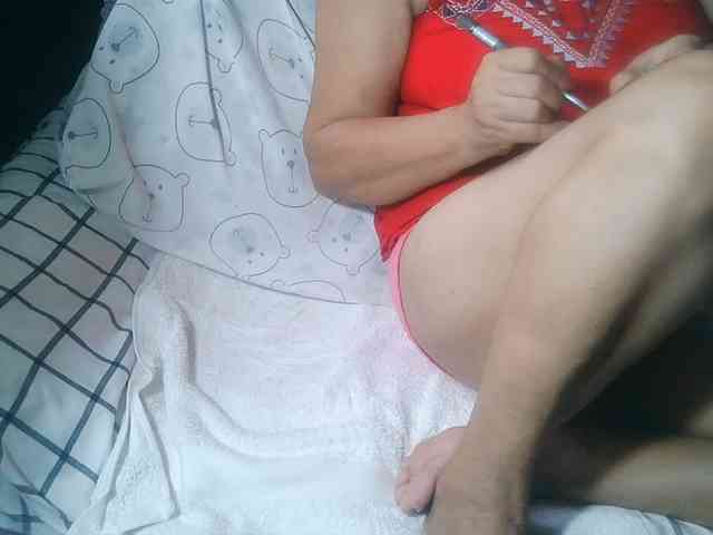 HotMama50 webcam