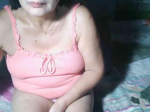 HotMama50 webcam