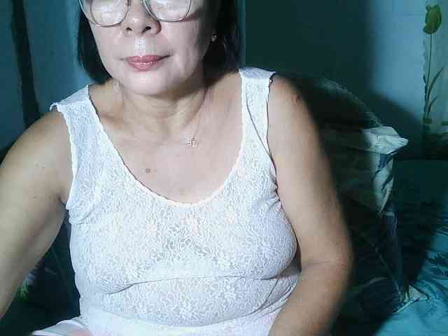 HotMama50 webcam