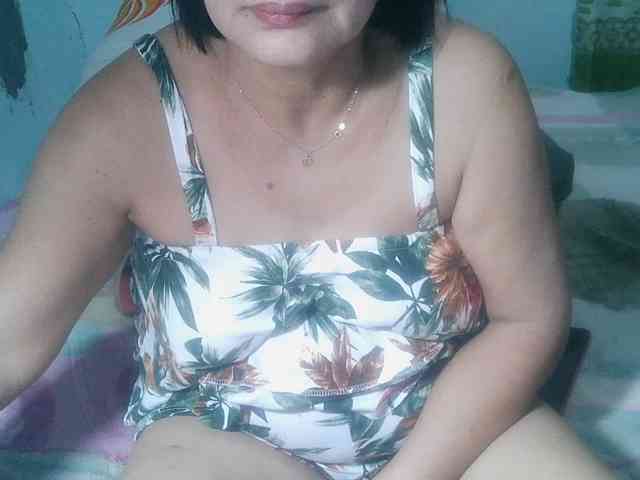 HotMama50 webcam