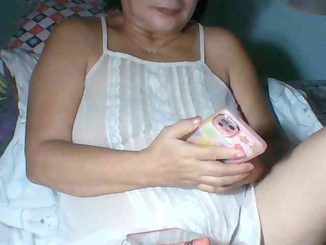HotMama50 webcam