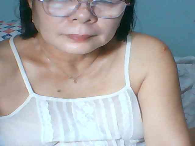 HotMama50 webcam