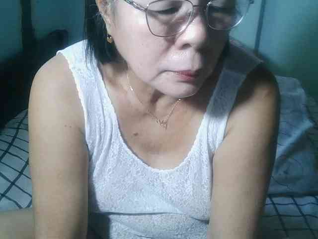 HotMama50 webcam