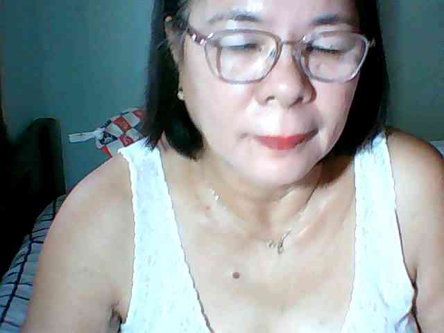 HotMama50 webcam