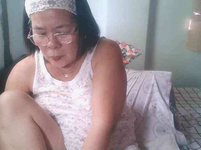 HotMama50 webcam