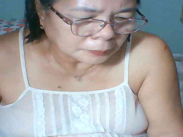 HotMama50 webcam