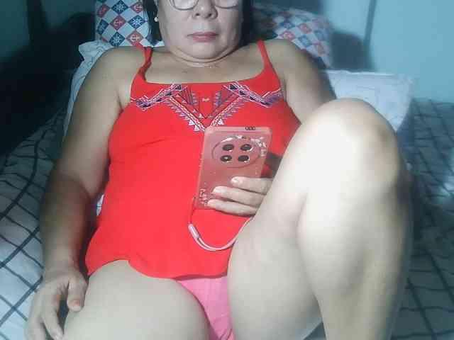 HotMama50 webcam