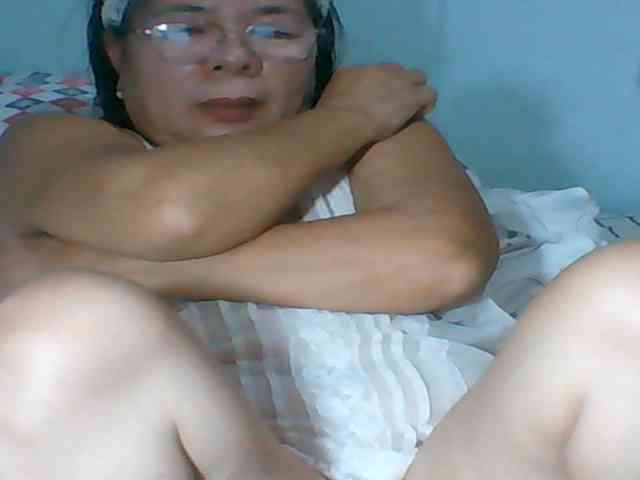 HotMama50 webcam