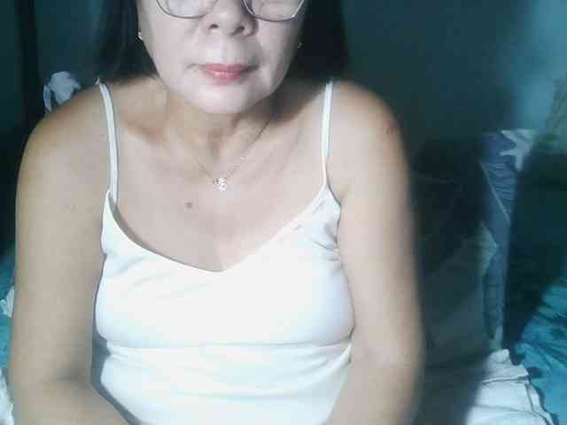 HotMama50 webcam